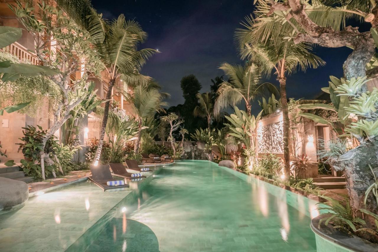 Weda Cita Resort And Spa By Mahaputra Ubud  Ngoại thất bức ảnh The pool at the hotel