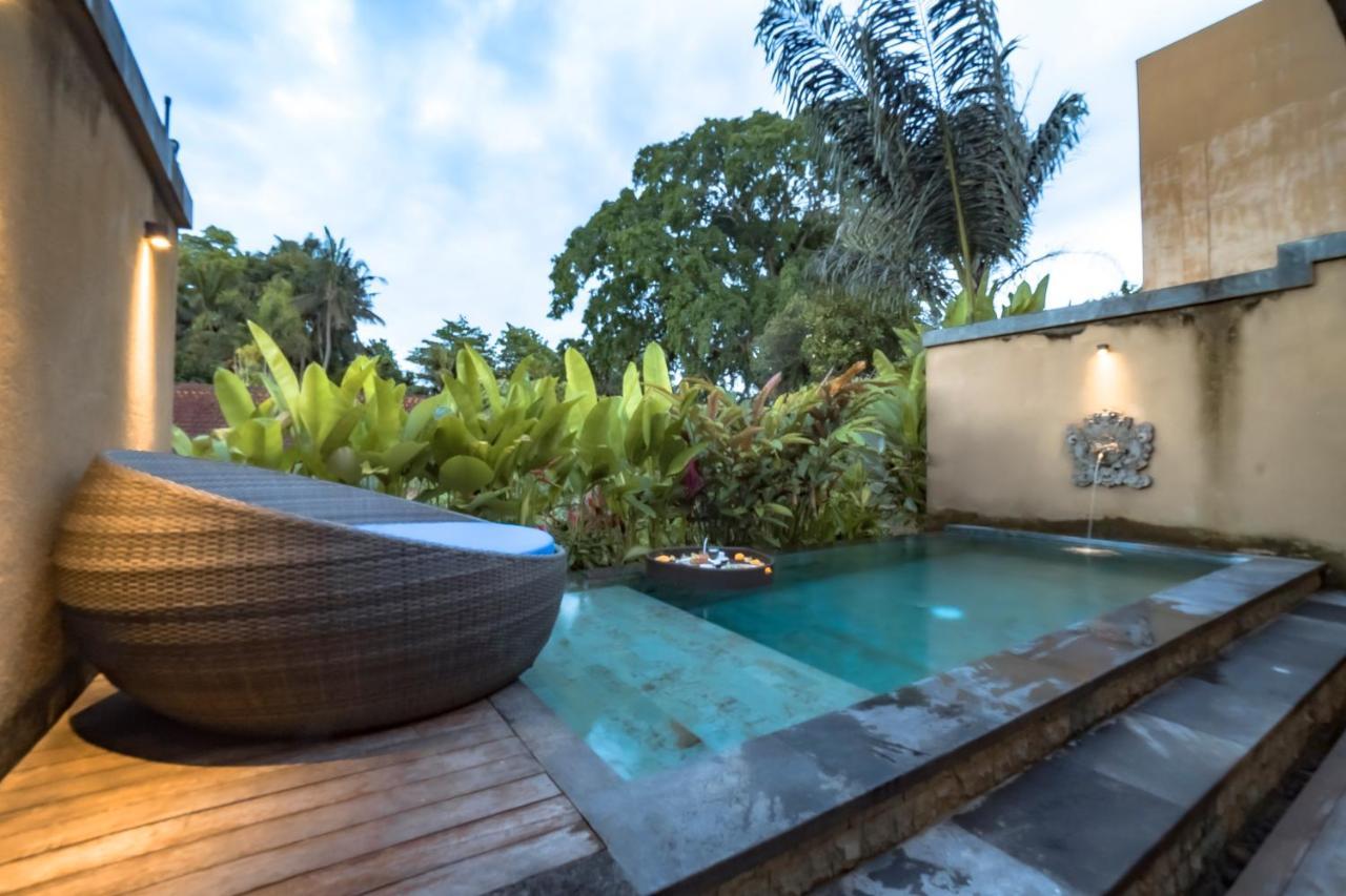Weda Cita Resort And Spa By Mahaputra Ubud  Ngoại thất bức ảnh The swimming pool at the hotel